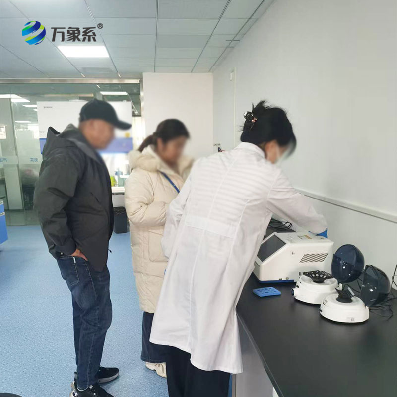 鴿子檢測(cè)儀客戶到廠實(shí)驗(yàn)室學(xué)習(xí)實(shí)驗(yàn)步驟